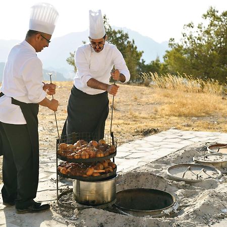 Grand Mercure Petra Вади Муса Екстериор снимка