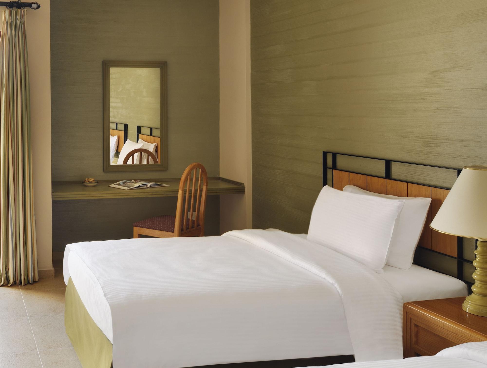 Grand Mercure Petra Вади Муса Екстериор снимка