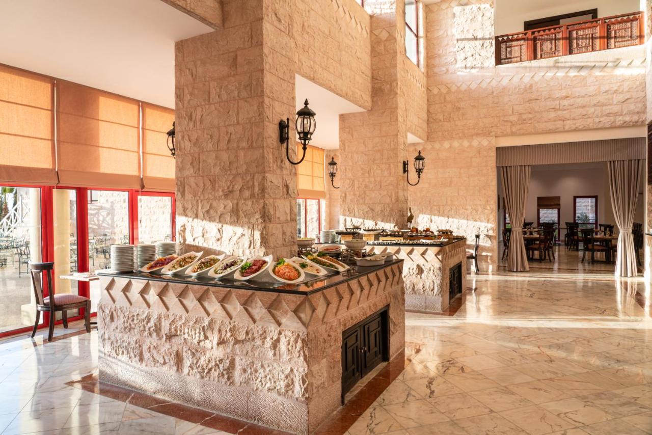 Grand Mercure Petra Вади Муса Екстериор снимка