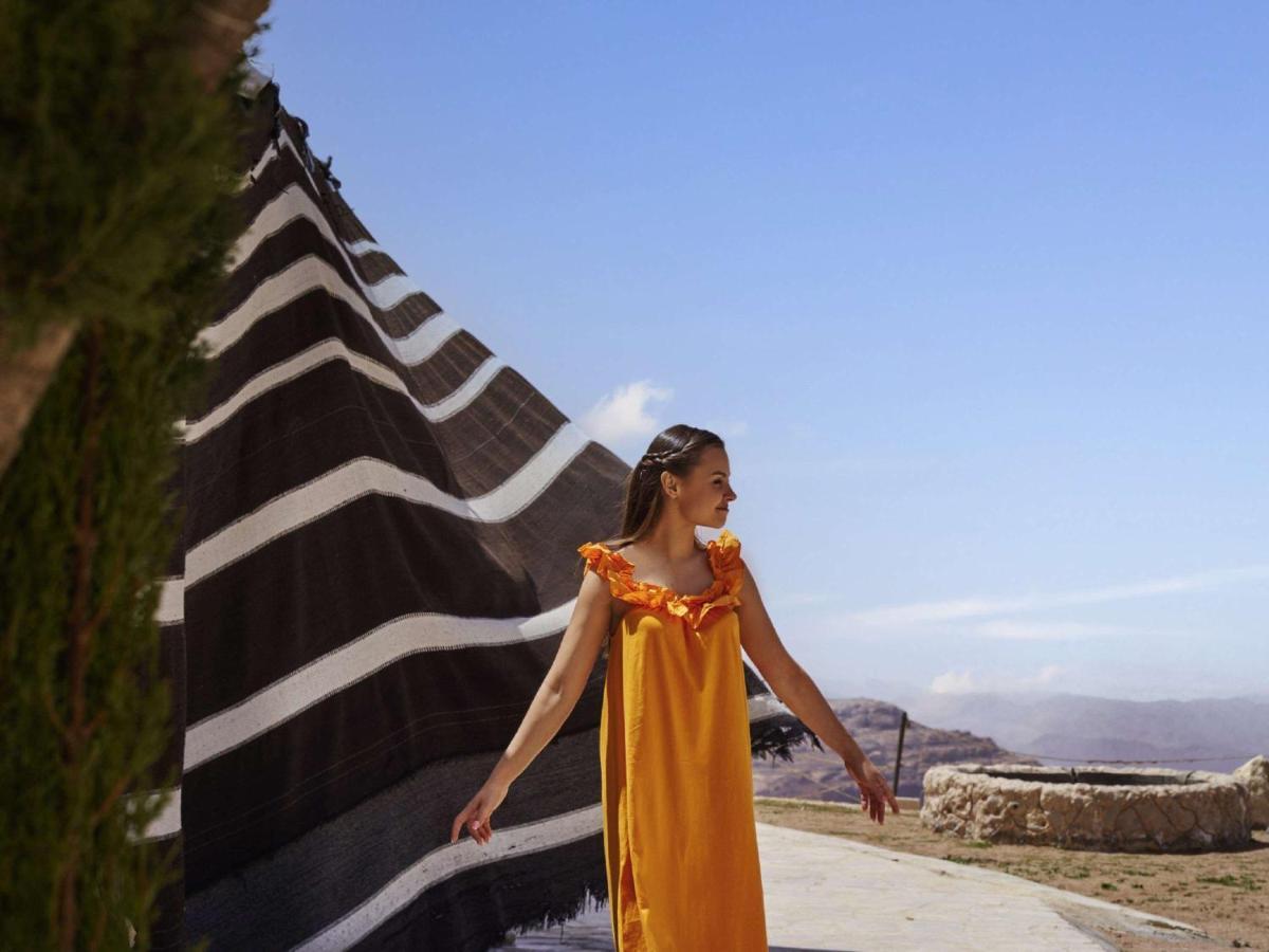 Grand Mercure Petra Вади Муса Екстериор снимка